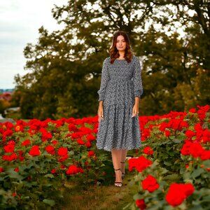 SHEIN Black and White Stretchy Smoked Bodice Boho Tiered Midi Dress Size 4